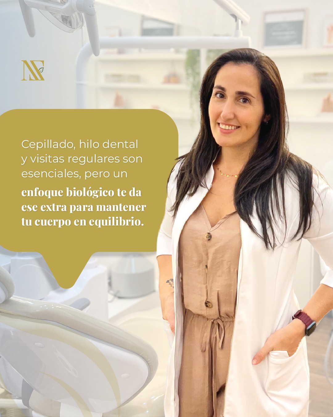 Dra. Natalia Zavala en consultorio